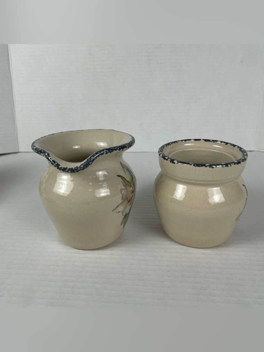 Vintage Home & Garden Party Stoneware Magnolia 4pc Set Cups Cream Sugar Canister - Picture 9 of 16